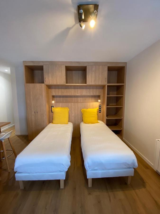 Hotel La Bonne Hotesse Шамбон-сюр-Лак Екстериор снимка
